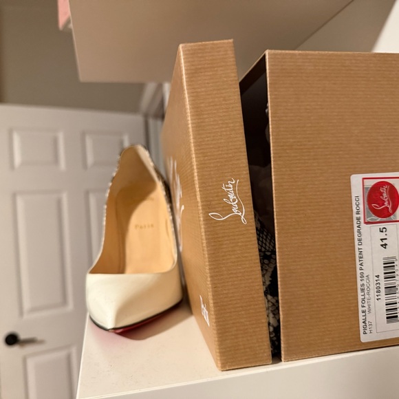 Worn once .. red bottoms 41 1/2 - Picture 3 of 3